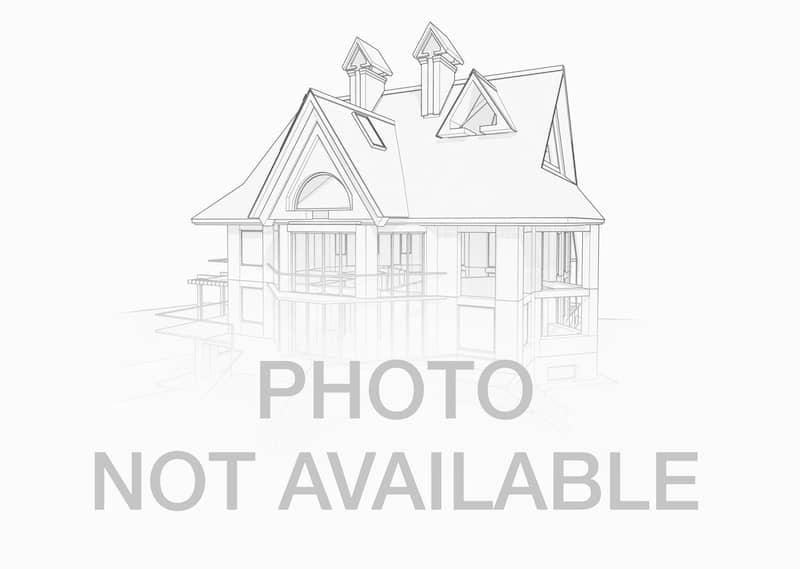 4615 WOODLAND Drive, Bettendorf, IA 52722